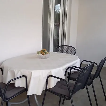 Apartment Danica *