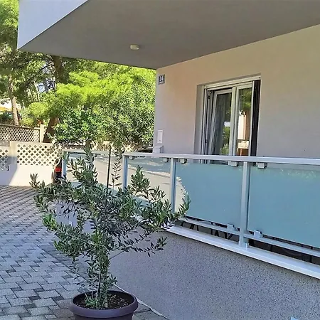 Apartment Danica *
