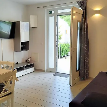 Danica Apartment Promajna