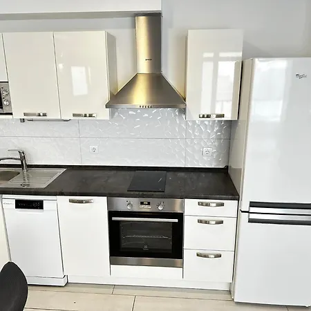 Danica Apartment Promajna
