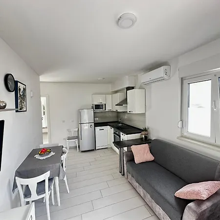 Apartment Danica